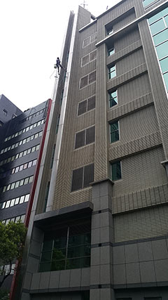 台新建國北路大樓外牆清洗(中山區)