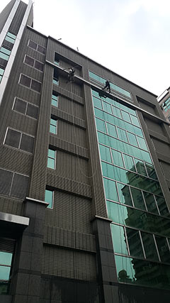 台新建國北路大樓外牆清洗(中山區)