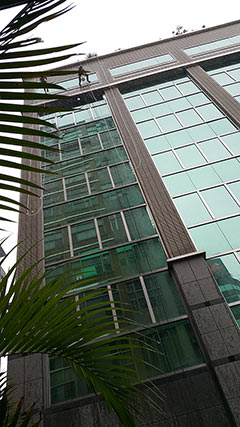 台新建國北路大樓外牆清洗(中山區)