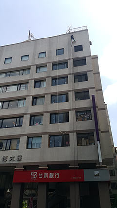 台北大樓外牆清洗-台新八德(松山區)