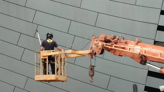 高雄大樓外牆清洗