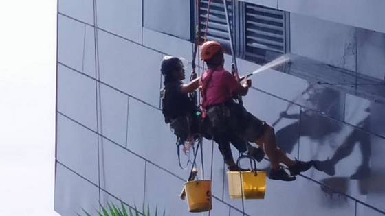 高雄大樓外牆清洗