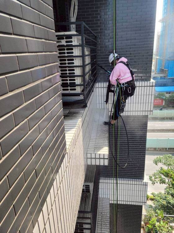 五股社區外牆清洗